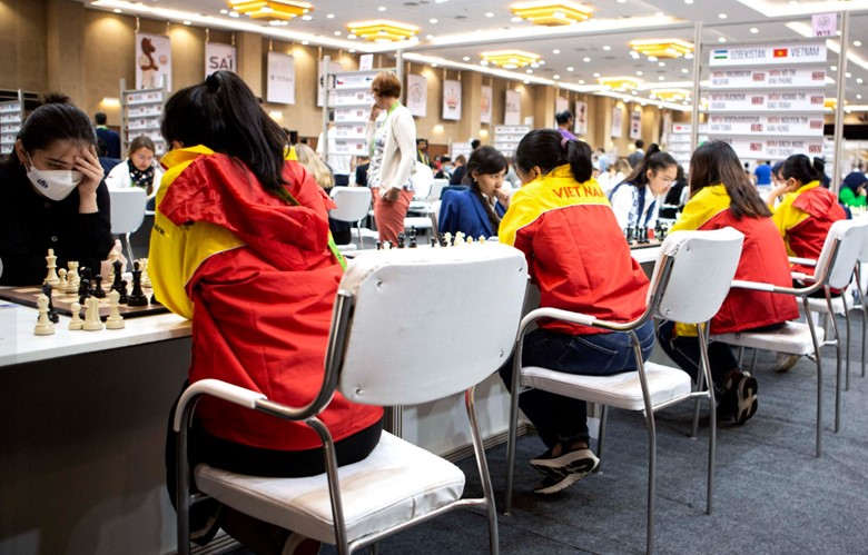 doi-tuyen-nu-viet-nam-vong-dau-thu-5-fide-chess-olympiad-lan-thu-44.jpg